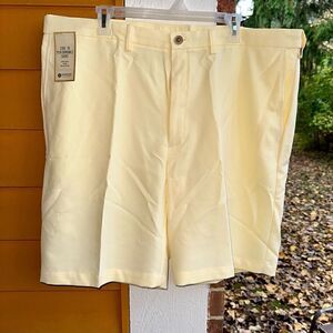 Haggar Performance Cool 18 Soild Oxford Yellow Golf Shorts Men's Size 42W